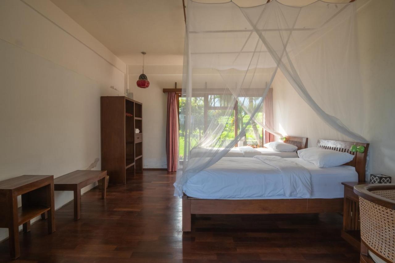 Lesong Hotel And Restaurant Munduk Екстериор снимка