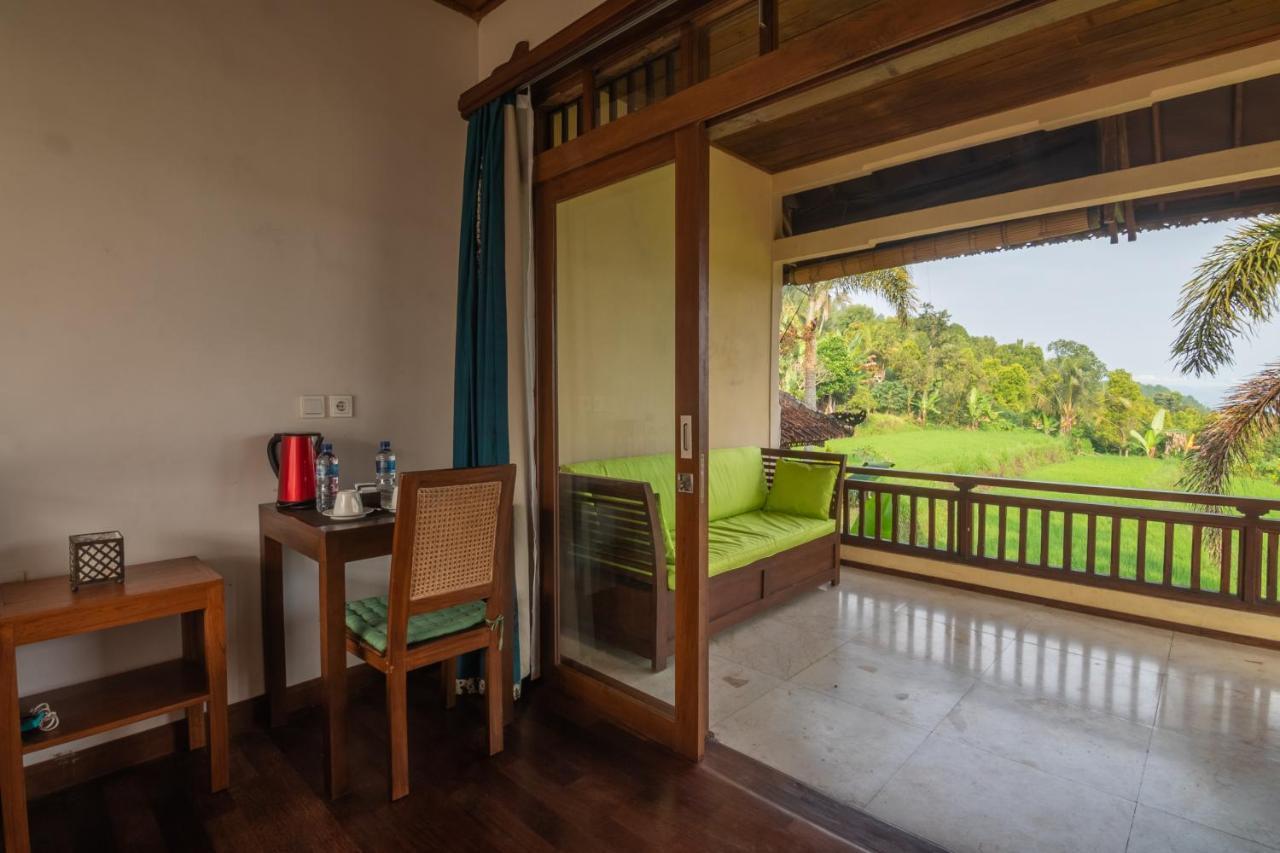 Lesong Hotel And Restaurant Munduk Екстериор снимка