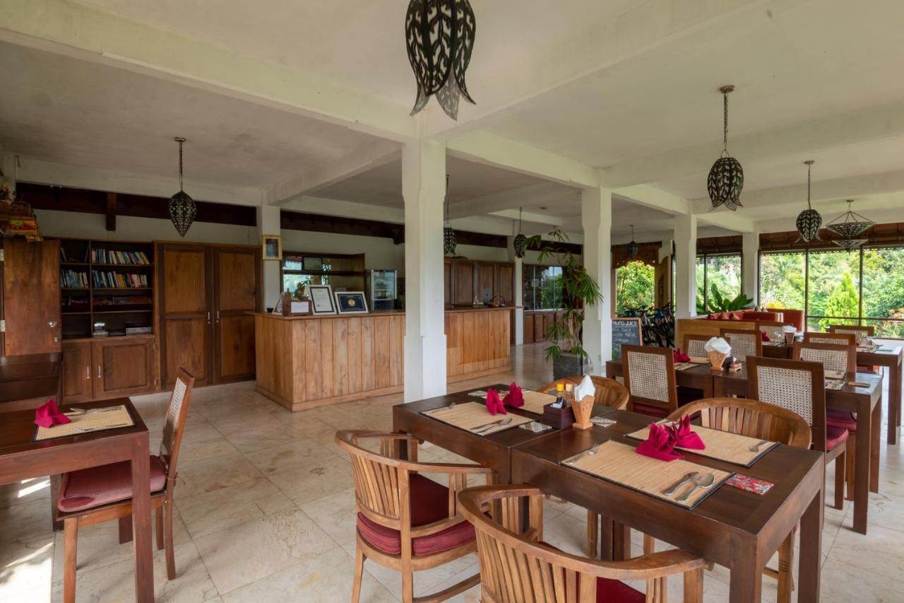 Lesong Hotel And Restaurant Munduk Екстериор снимка