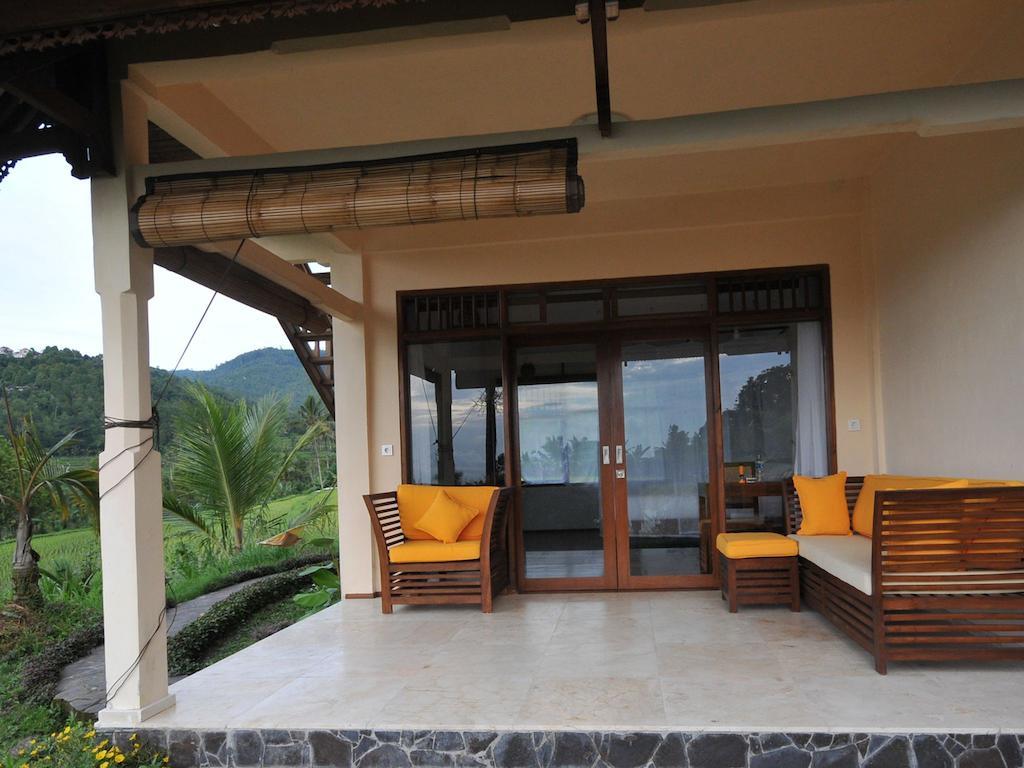Lesong Hotel And Restaurant Munduk Стая снимка